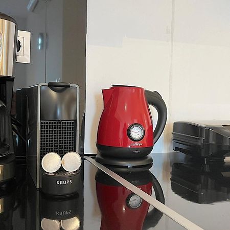 Pentelis Cozy Apt In Paleo Faliro เอเธนส์ ภายนอก รูปภาพ